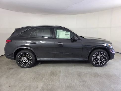 New 2026 Mercedes-Benz GLC 300 image 3