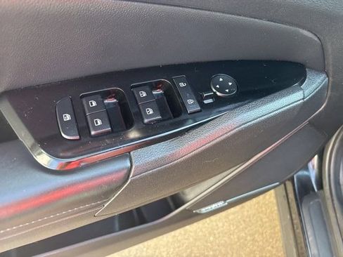 Used 2023 Kia Sportage SX AWD/4WD image 13