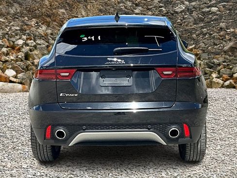 Used 2022 Jaguar E-PACE SE image 4