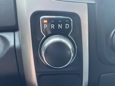Used 2020 RAM 1500 Classic SLT RWD image 23