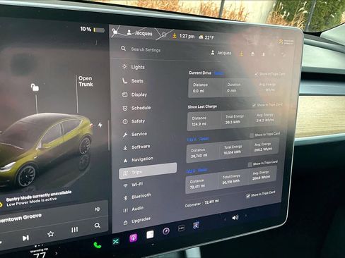 Used 2022 Tesla Model Y Long Range image 25
