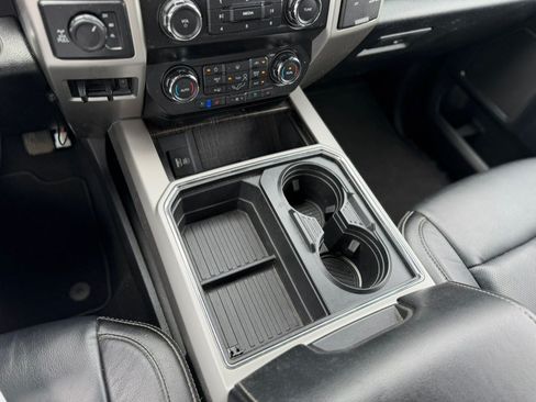 Used 2020 Ford F350 Lariat w/ Lariat Ultimate Package AWD/4WD image 29
