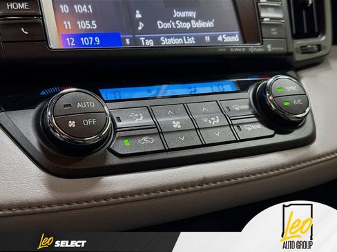 Used 2018 Toyota RAV4 Limited w/ All Weather Liner Package AWD/4WD image 18
