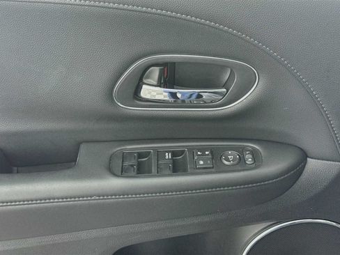 Used 2018 Honda HR-V EX-L image 20