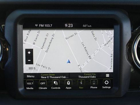 Used 2019 Jeep Wrangler Unlimited Sahara image 20