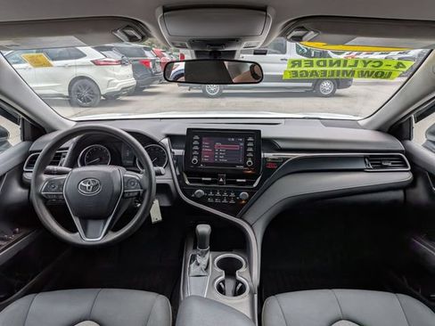 Used 2021 Toyota Camry LE FWD image 15