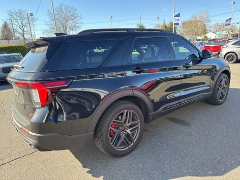Used 2025 Ford Explorer ST w/ Sun And Sound Package image 6
