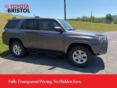 Used 2019 Toyota 4Runner SR5 AWD/4WD image 15