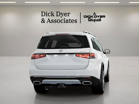 Used 2025 Mercedes-Benz GLS 450 4MATIC image 13