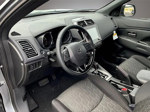 New 2025 Mitsubishi Outlander Sport SE image 16