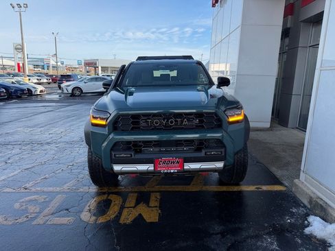 New 2025 Toyota 4Runner Trailhunter image 3