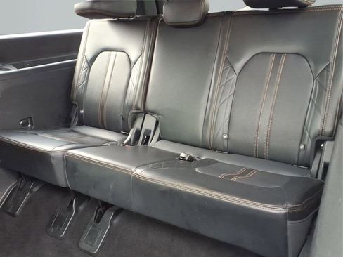 Used 2023 Ford Expedition Max Platinum image 30