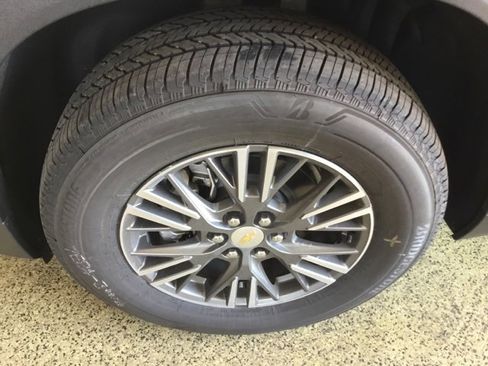 New 2026 Chevrolet Traverse LT w/ LPO, Floor Liner Package image 10