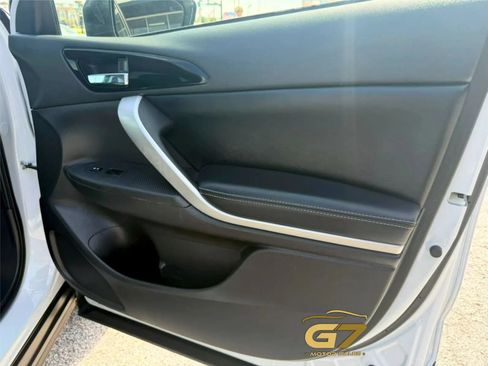 Used 2025 Mitsubishi Eclipse Cross SE AWD/4WD image 19