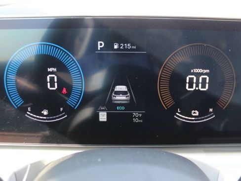 New 2026 Hyundai Tucson Blue SE AWD/4WD image 16