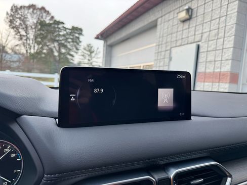 Used 2022 MAZDA CX-5 Signature image 25