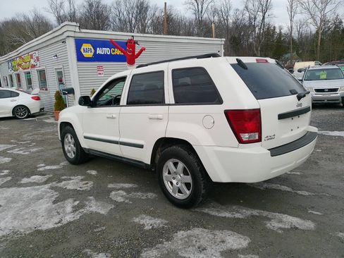 Used 2009 Jeep Grand Cherokee Laredo w/ Popular Equipment Group image 4