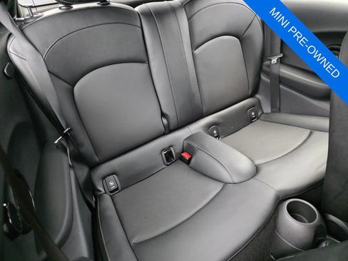 Used 2017 MINI Cooper S image 25