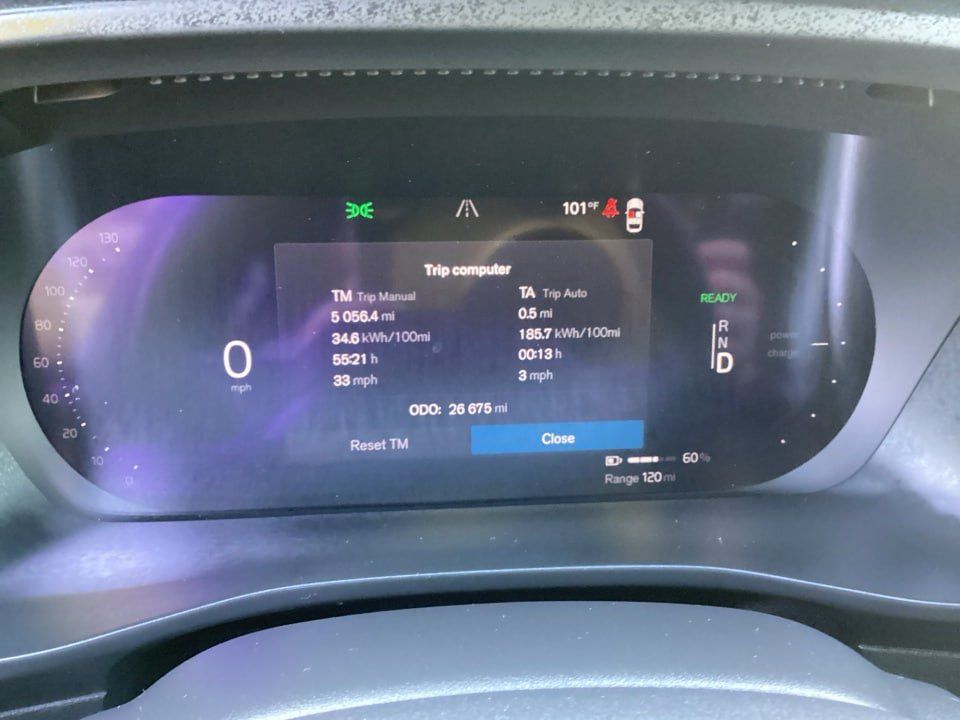 Certified 2023 Volvo C40 P8 Recharge Ultimate AWD/4WD image 14
