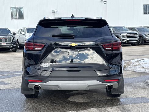 Used 2023 Chevrolet Blazer LT w/ Sound & Technology Package image 6