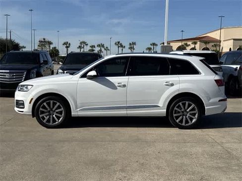 Used 2018 Audi Q7 3.0T Premium Plus w/ Premium Plus Package image 2