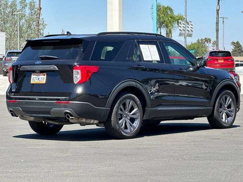Used 2021 Ford Explorer XLT w/ Equipment Group 202A RWD image 3