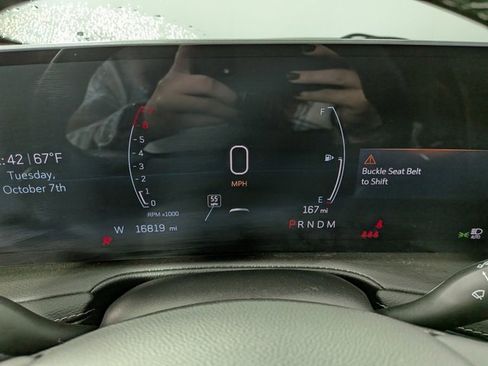 Certified 2024 Cadillac XT4 Premium Luxury w/ Cold Weather Package image 5