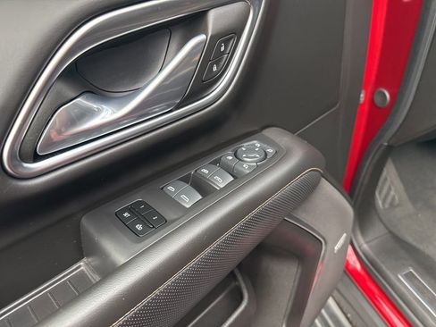 Used 2024 GMC Yukon AT4 AWD/4WD image 15