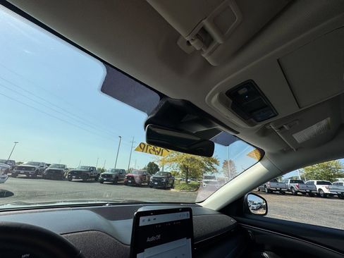 Certified 2022 Ford Mustang Mach-E Premium image 26