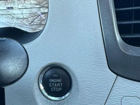 Used 2013 Toyota Sienna Limited w/ Premium Pkg image 19