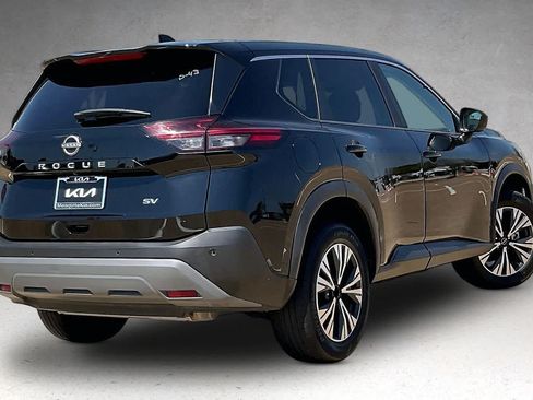 Used 2023 Nissan Rogue SV FWD image 21