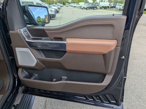 Certified 2025 Ford F150 King Ranch AWD/4WD image 46