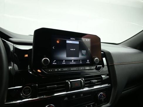 Used 2023 Nissan Pathfinder Rock Creek AWD/4WD image 15