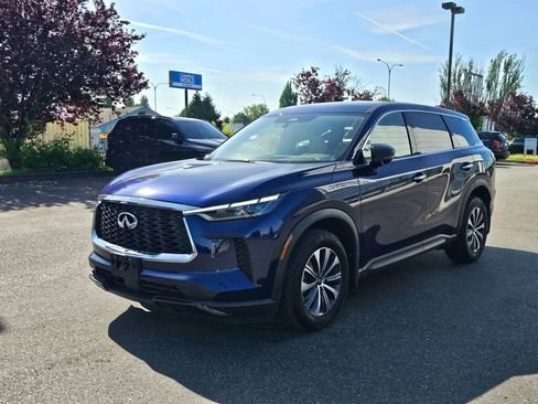 Used 2025 INFINITI QX60 Pure w/ Cargo Package AWD/4WD image 3