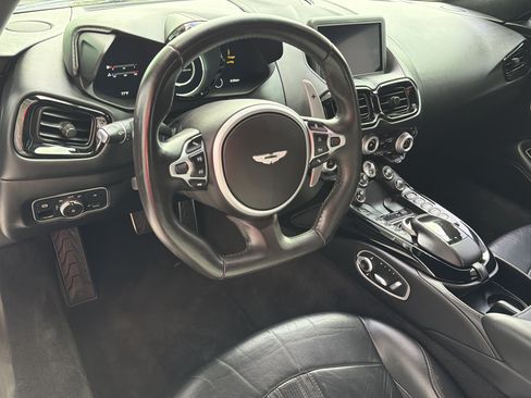 Used 2020 Aston Martin V8 Vantage Coupe RWD image 2