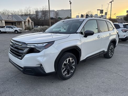 New 2026 Subaru Forester Premium image 7