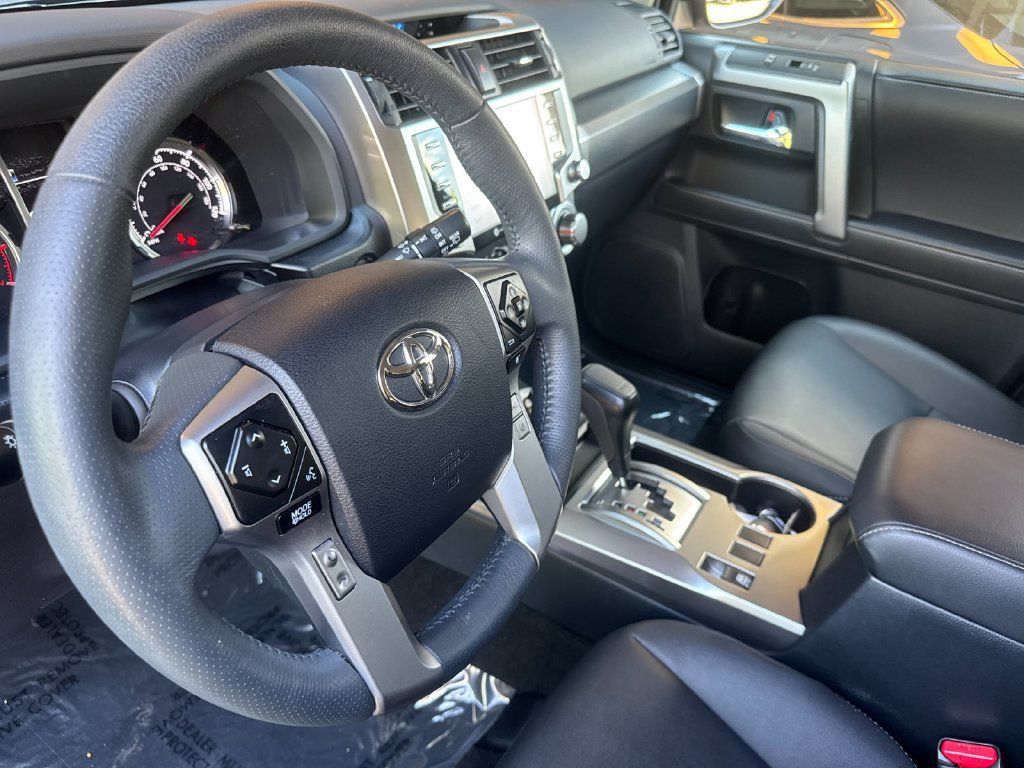 Used 2023 Toyota 4Runner TRD Sport w/ Technology Package AWD/4WD image 11