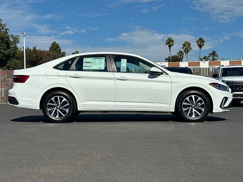 New 2025 Volkswagen Jetta S image 4
