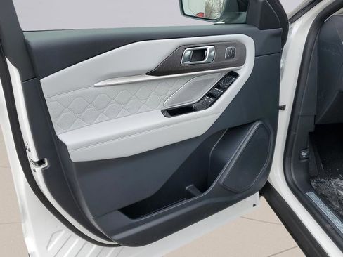 New 2026 Ford Explorer Platinum w/ LUX Leather Package image 12