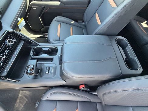 New 2026 GMC Sierra 1500 AT4 AWD/4WD image 19