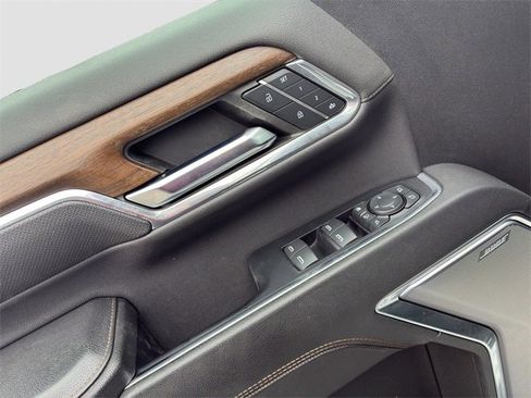 Used 2024 Chevrolet Silverado 3500 High Country w/ High Country Premium Package image 12