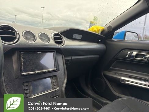 Used 2017 Ford Mustang GT w/ GT Performance Package image 9