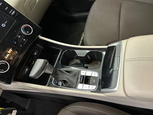 Used 2023 Hyundai Tucson SE FWD image 27