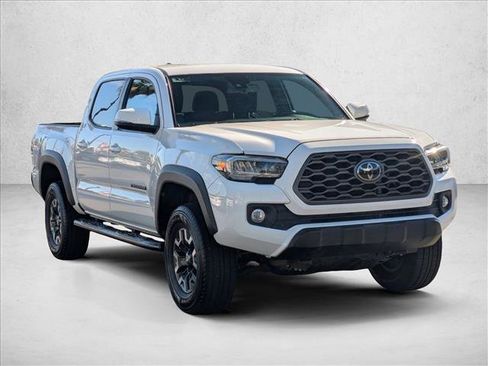 Used 2023 Toyota Tacoma TRD Off-Road image 3
