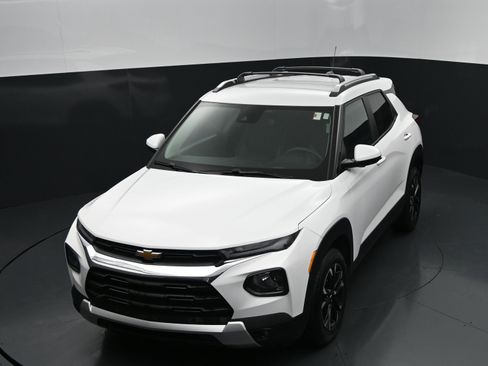Used 2023 Chevrolet TrailBlazer LT FWD image 26