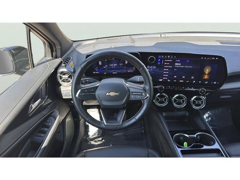 Used 2024 Chevrolet Blazer EV LT AWD/4WD image 23