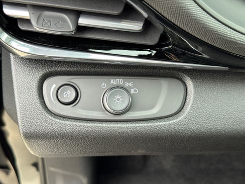 New 2026 Buick Envista Avenir image 27