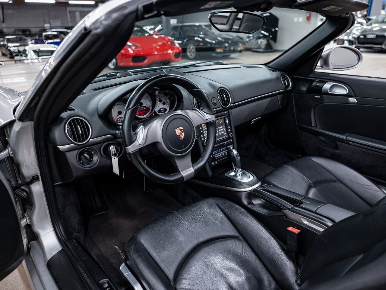 Used 2009 Porsche Boxster S RWD image 9