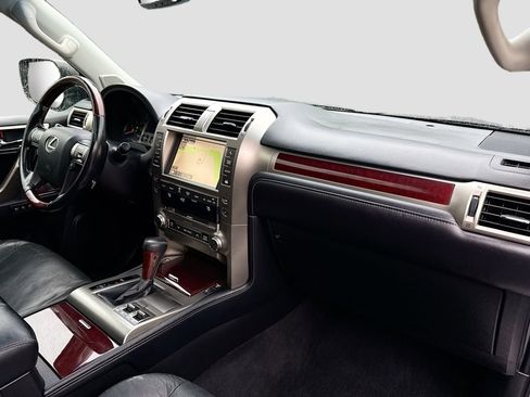 Used 2018 Lexus GX 460 4WD image 30