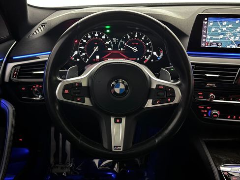 Used 2019 BMW 530i w/ M Sport Package image 31